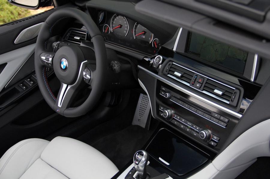  BMW M6 Convertible 2013 года  (фото 14 из 36)